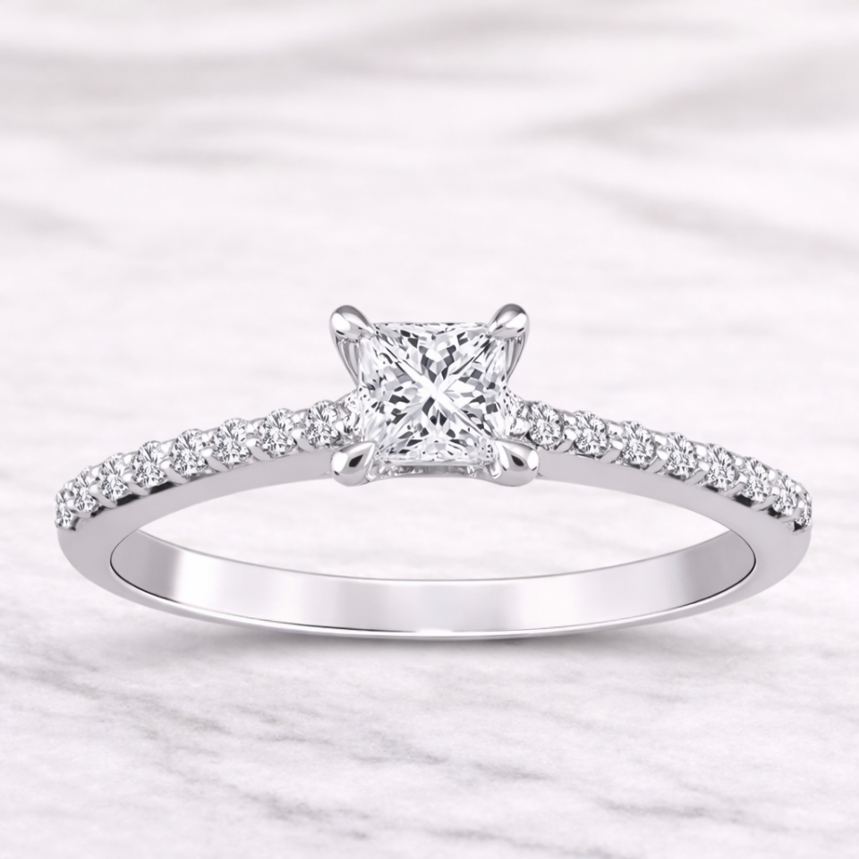 0.70 Karat IGI Sertifikalı Prenses Lab Pırlanta Tektaş Yüzük